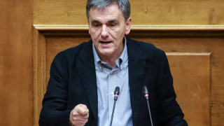 Τσακαλώτος: Αναμενόμενη η αντίδραση Ρέγκλινγκ στα μέτρα